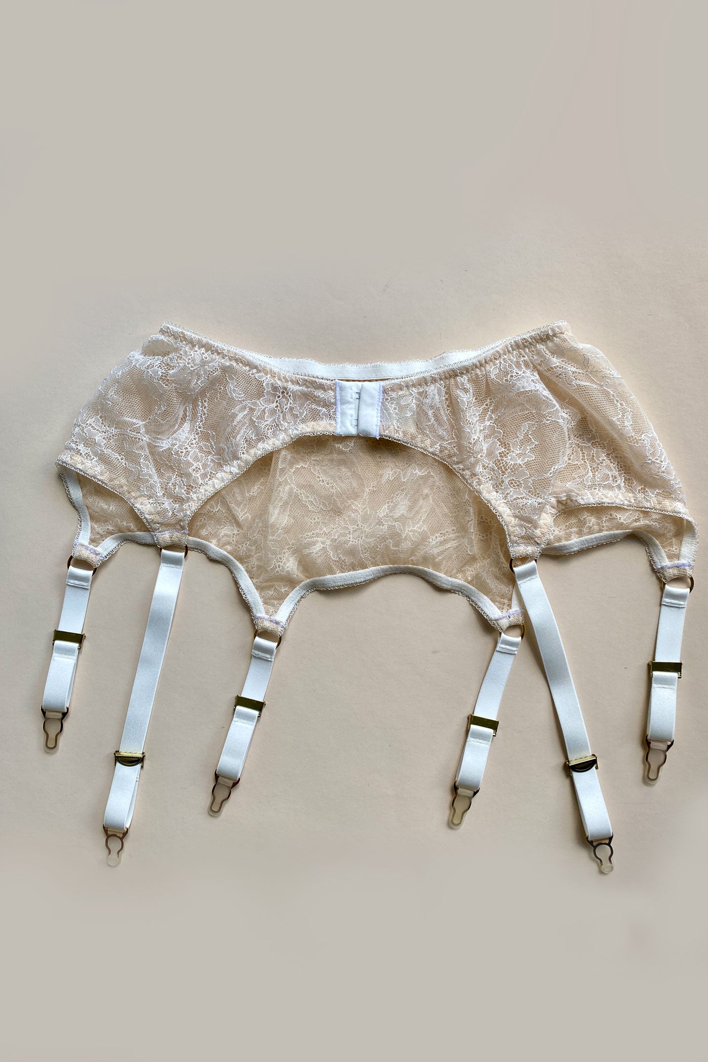 Back view, deep garter belt in ivory lace with 6 ivory straps