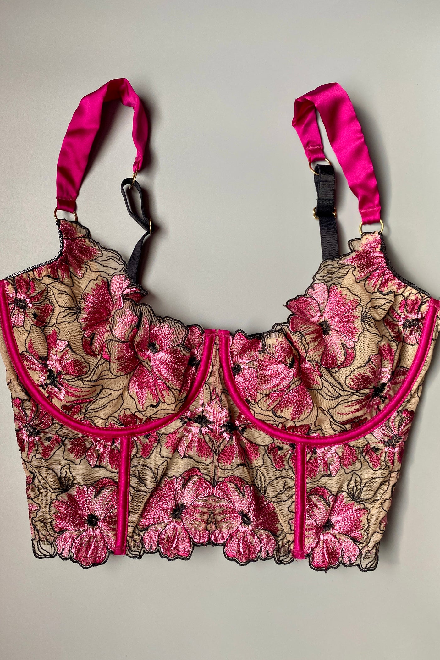 *Sale Azalea Quarter Cup Longline (Sample)
