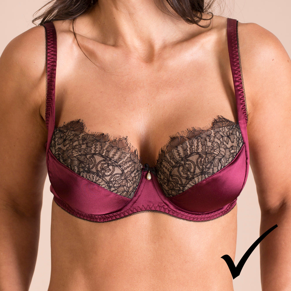 Correctly fitting bra showing best fit for DD+ cup sizes