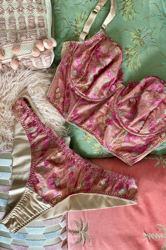Carina Gold Lace and Silk Thong – Harlow & Fox
