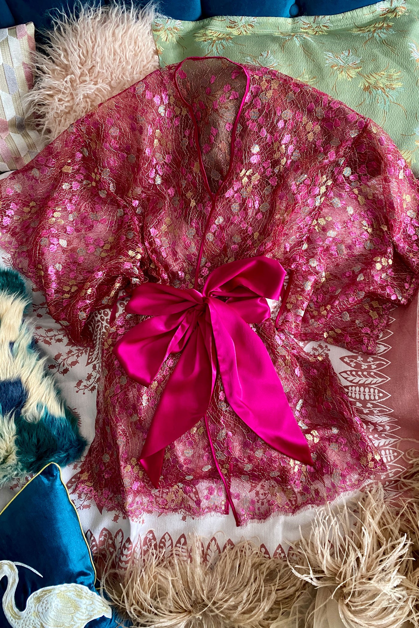 Amaryllis Luxury Metallic Lace Robe – Harlow & Fox