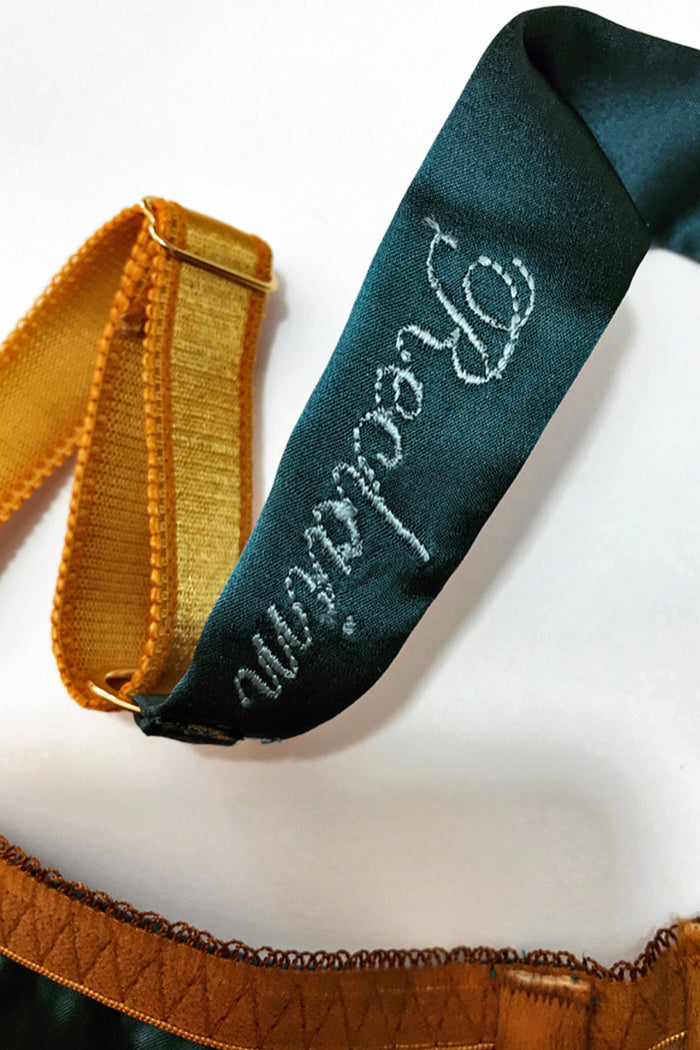 Silk bra strap personalisation